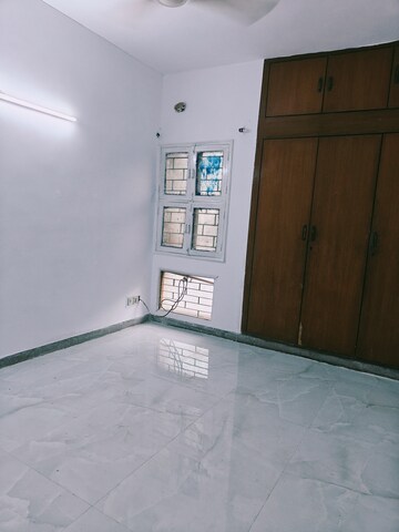 Bedroom in 2 BHK Apartment at Mandakini Apartments, Pitampura – for Rent