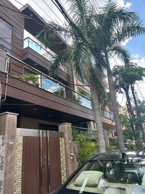 5 BHK Independent House – Exterior View View at Sector 41 - for Sale