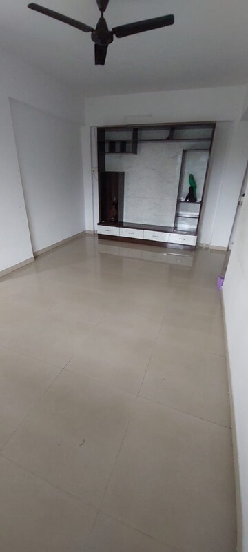 Room in 2 BHK Apartment at Prithvi Sai Velocity Phase 1, Bavdhan – for Rent
