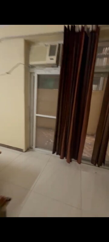 Room in 4 BHK Villa at Sector 1 – for Sale