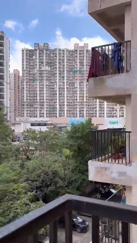 3 BHK Apartment For Sale in Gaur City 2 - 11th Avenue