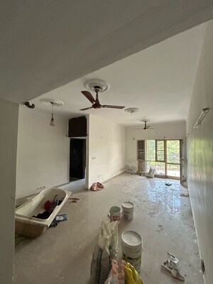 Bathroom in 2 BHK Apartment at Shipra Krishna Vista, Shipra Suncity – for Sale