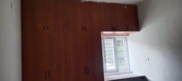 Furnished Amenities in 2 BHK Apartment at Kasturi Nagar – for Rent