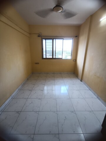 Bedroom in 1 BHK Apartment at Malad West – for Rent