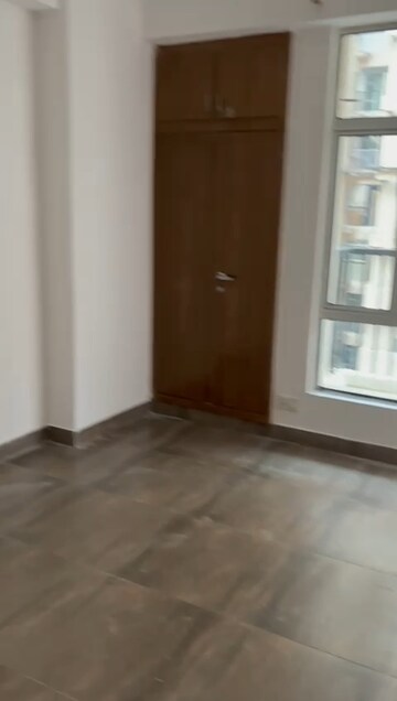 Room in 2 BHK Apartment at Gaur City 2 - 10th Avenue, Sector 16c Greater Noida – for Sale
