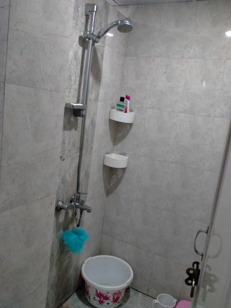 Bathroom, tulip-lemon 2 Bedroom 526 Sq.Ft. Apartment In Sector 69 Gurgaon 9101781
