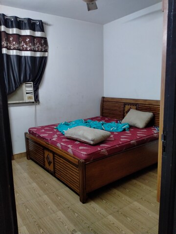 Bedroom in 2 BHK Apartment at Tulip Lemon, Sector 69 – for Rent