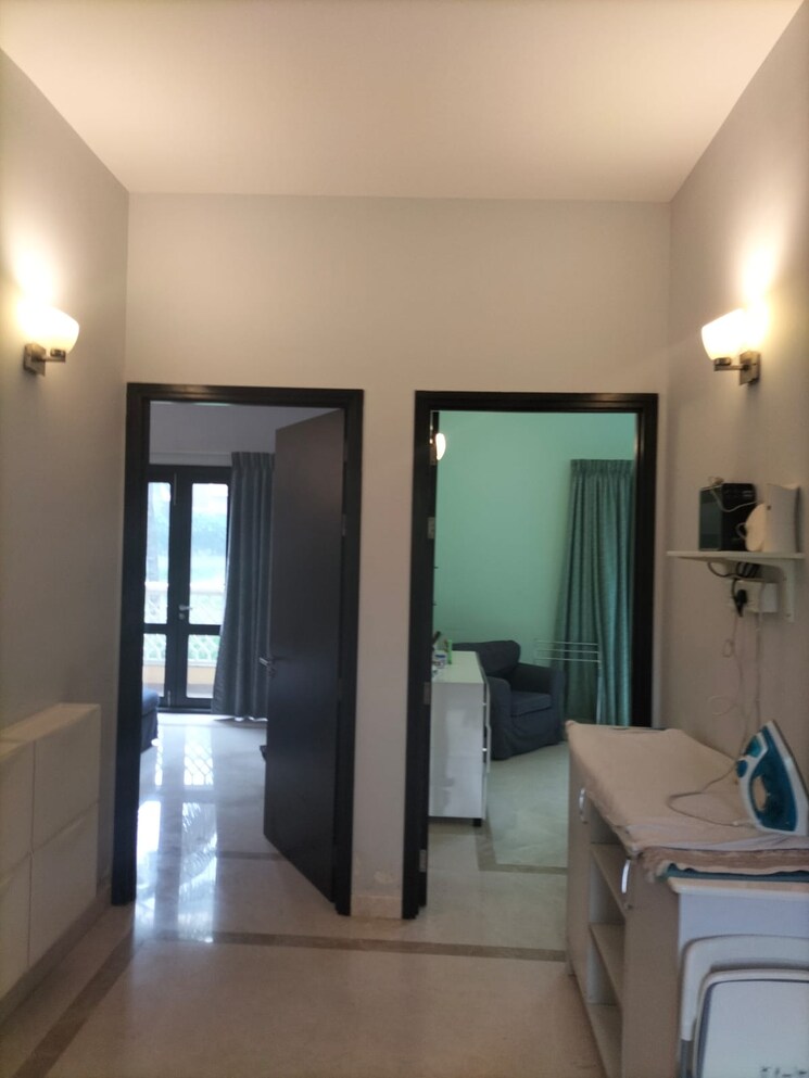 Living Room, prestige-silver-oak-villa 5 Bedroom 4144 Sq.Ft. Villa In Whitefield Bangalore 9101787