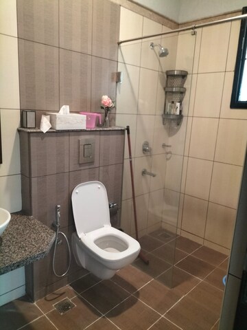 Bathroom in 5 BHK Villa at Prestige Silver Oak Villa, Whitefield – for Sale