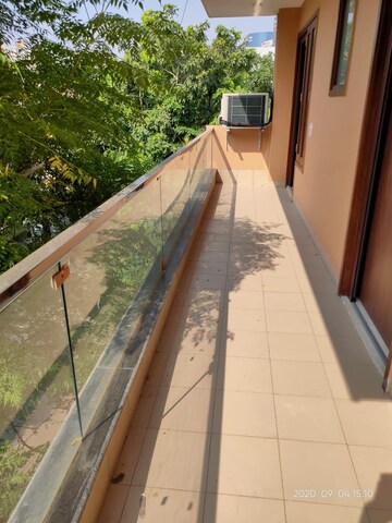 Balcony in 3 BHK Builder Floor at Sector 25 – for Rent