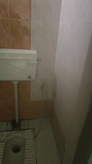 Bathroom in 1.5 BHK Apartment at Sector 10 Greater Noida – for Sale