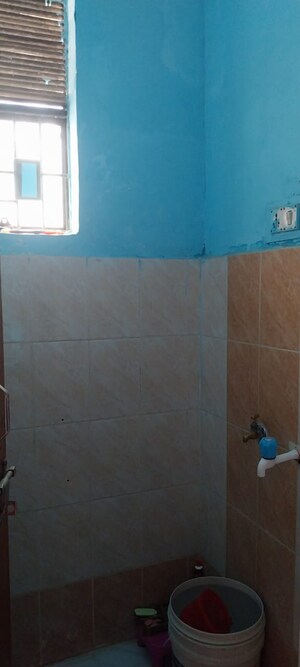 Bathroom in 1.5 BHK Apartment at Sector 10 Greater Noida – for Sale