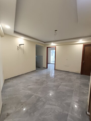 Room in 3 BHK Builder Floor at Chattarpur – for Rent
