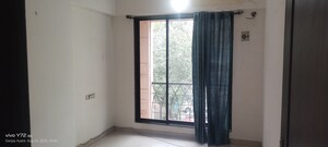 Room in 2 BHK Apartment at Globe Heights, Goregaon East – for Sale