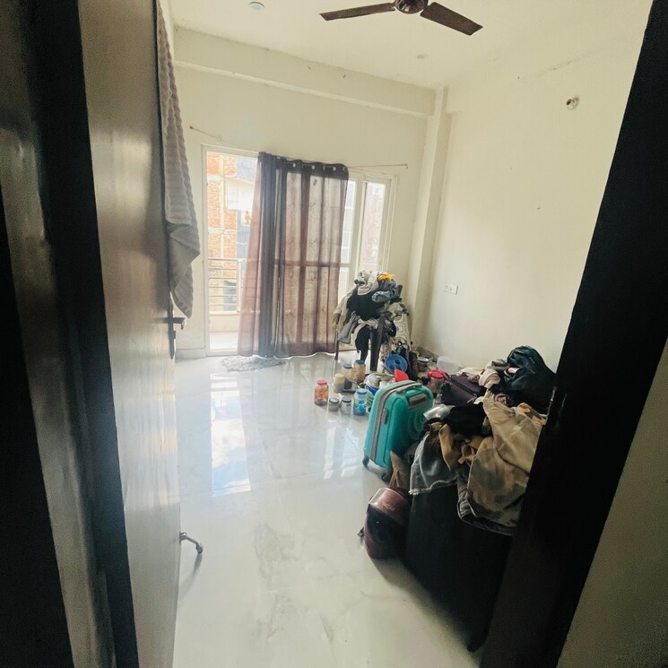 Room, homes-121 3 Bedroom 1350 Sq.Ft. Independent House In Sector 121 Noida 9101897