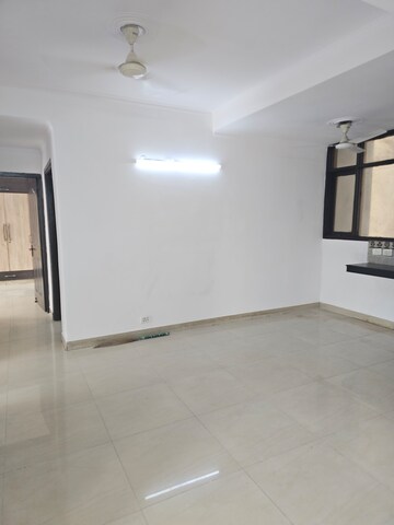 Room in 3 BHK Apartment at Sector 22 Dwarka – for Sale