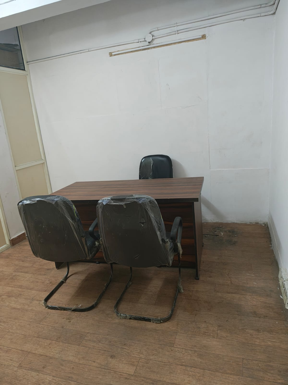 Office Space For Rent in Gaur City Mall