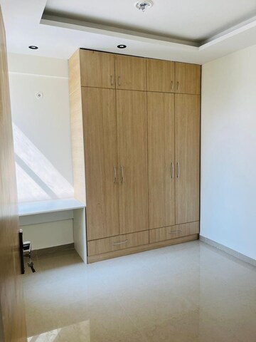 Room in 3 BHK Apartment at ROF Aalayas Phase 2, Sector 102 – for Rent