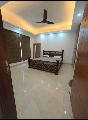 Living Room in 3 BHK Builder Floor at Chattarpur – for Rent