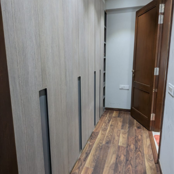 Bedroom in 3 BHK Builder Floor at RWA DDA Flats Kalkaji, Kailash Hills – for Rent