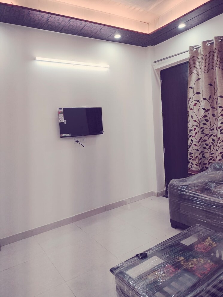 Room, sector 50 2 Bedroom 264 Sq.Ft. Builder Floor In Sector 50 Gurgaon 9101983