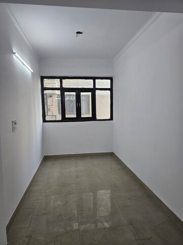 Room in 3 BHK Apartment at Sector 18a Dwarka – for Sale