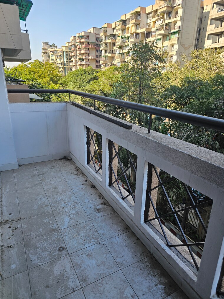 Balcony, sector 18a dwarka 3 Bedroom 1500 Sq.Ft. Apartment In Sector 18a Dwarka Delhi 9102007