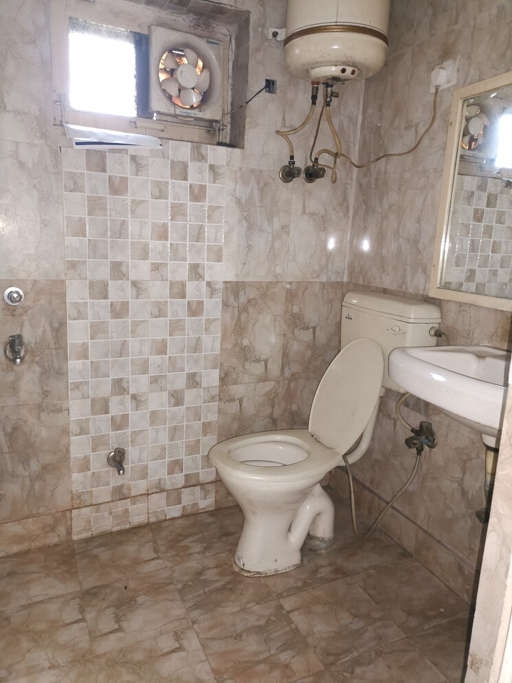 Bathroom, ip extension 2 Bedroom 1050 Sq.Ft. Apartment In Ip Extension Delhi 9102010