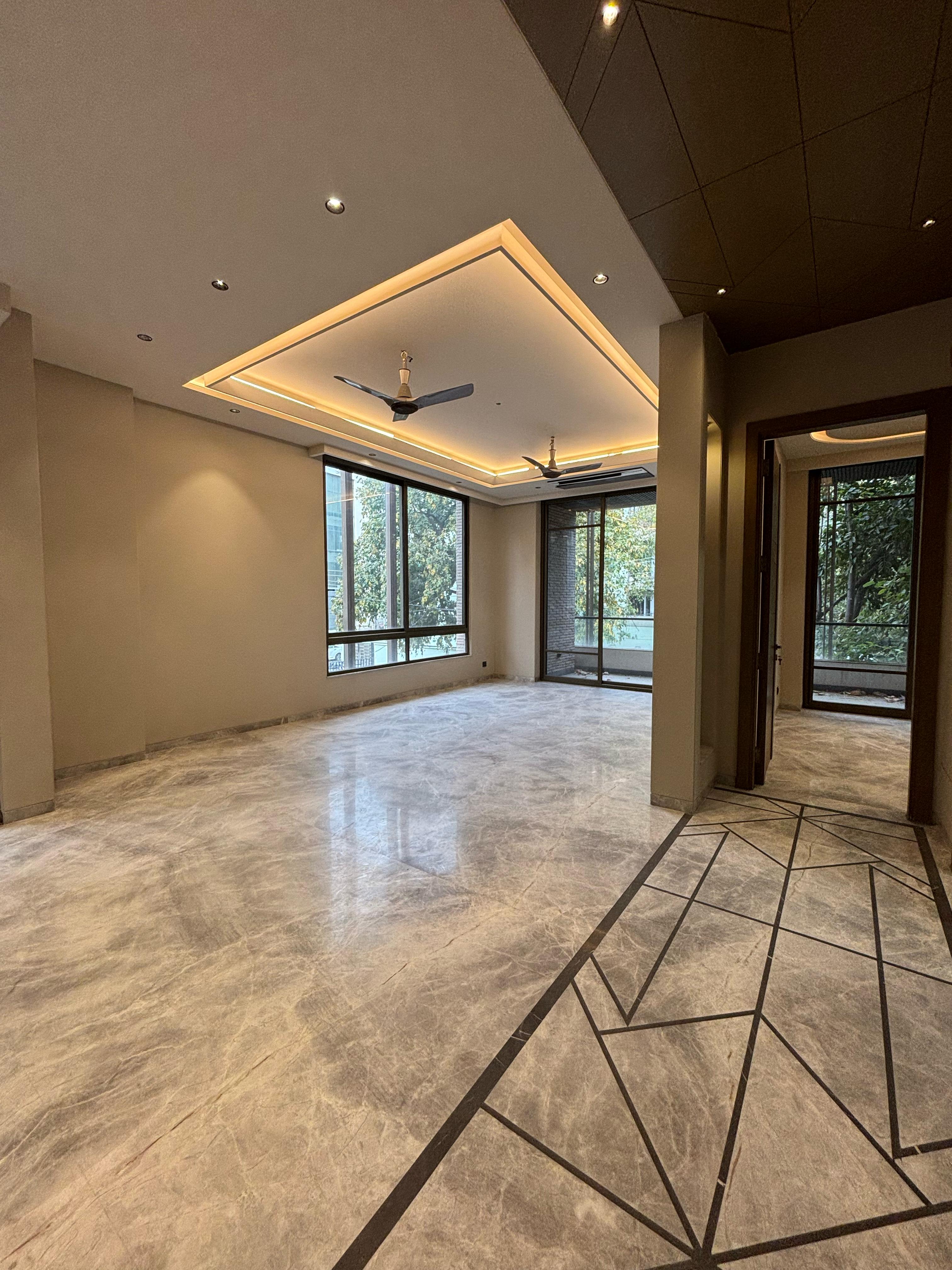 4 BHK + Pooja Room,Servant Room Builder Floor For Sale in Greater Kailash I