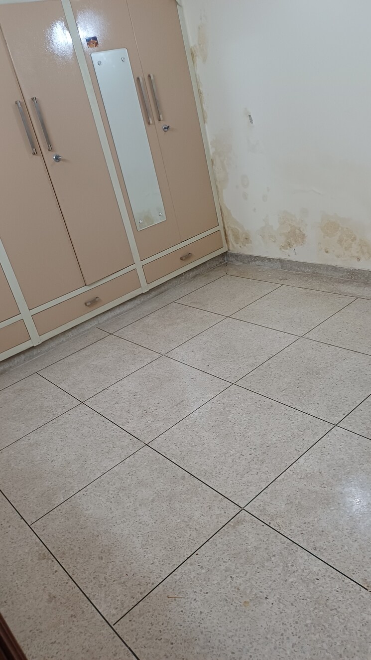 Balcony, lajpat nagar i 2 Bedroom 900 Sq.Ft. Builder Floor In Lajpat Nagar I Delhi 9102035