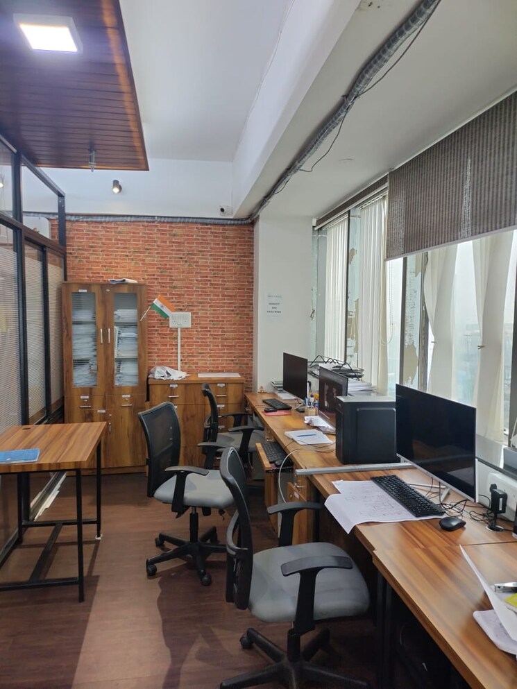 Team Area, abc-the-crown Commercial Office Space 650 Sq.Ft. In Kharghar Sector 15 Navi Mumbai 9102030