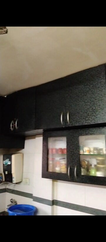Furnished Amenities in 1 BHK Apartment at New Swapnapurti CHS, Malad East – for Rent