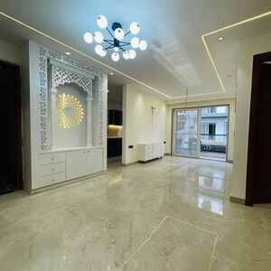 Room in 3 BHK Builder Floor at Anant Raj Ashok Estate, Sector 63a – for Sale