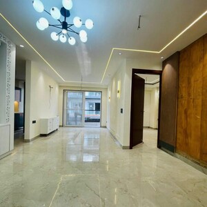 Building Lobby in 3 BHK Builder Floor at Anant Raj Ashok Estate, Sector 63a – for Sale