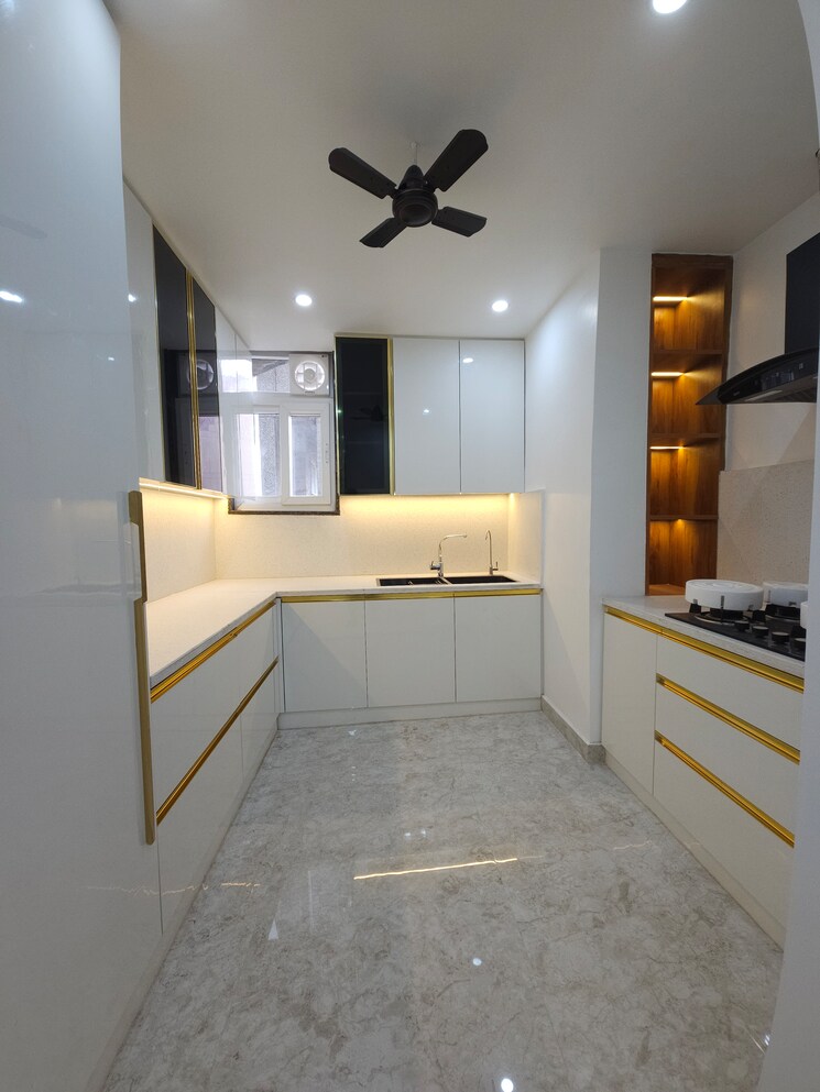 Kitchen, sector 10 dwarka 4 Bedroom 2400 Sq.Ft. Apartment In Sector 10 Dwarka Delhi 9102080