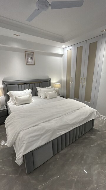Bedroom in 4 BHK Apartment at Logix Blossom County, Sector 137 – for Rent