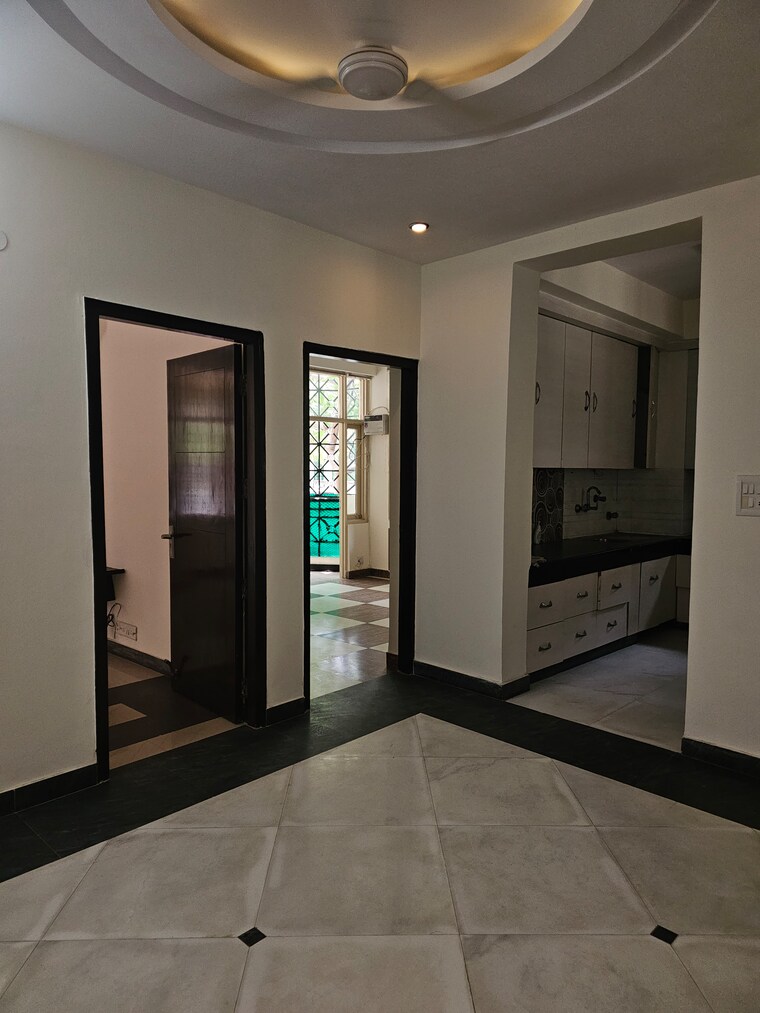 undefined, sector 23 dwarka 3 Bedroom 1500 Sq.Ft. Apartment In Sector 23 Dwarka Delhi 9102118