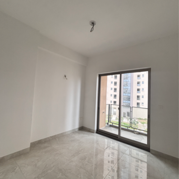 Room in 3.5 BHK Apartment at Shalimar Belvedere Court, Malesemau – for Sale