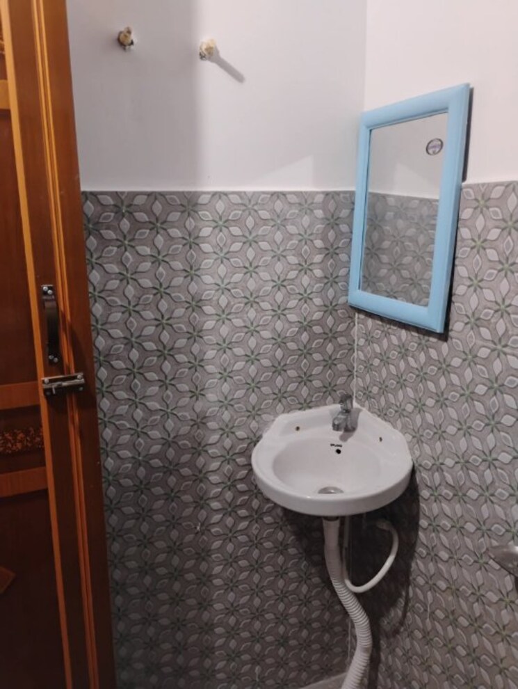 Bathroom, borbari 2 Bedroom 900 Sq.Ft. Independent House In Borbari Guwahati 9102111