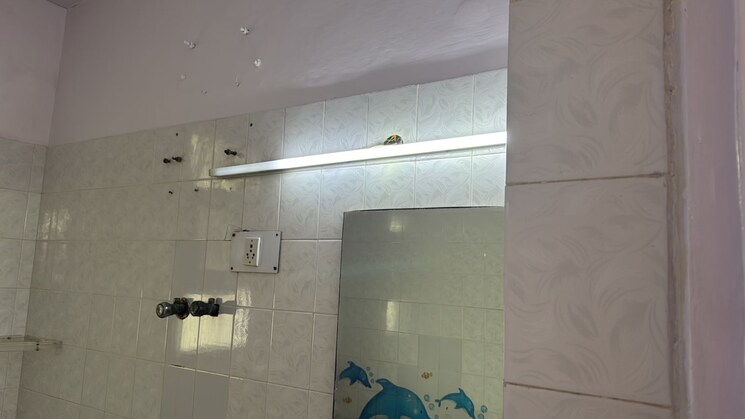 Bathroom, sector 10 dwarka 3 Bedroom 1700 Sq.Ft. Apartment In Sector 10 Dwarka Delhi 9102151