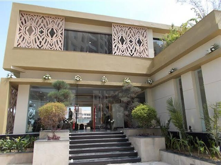 Exterior View, raheja-vedaanta 3.5 Bedroom 2200 Sq.Ft. Builder Floor In Sector 108 Gurgaon 9102146