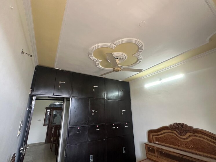 undefined, sector 12 dwarka 3 Bedroom 1400 Sq.Ft. Apartment In Sector 12 Dwarka Delhi 9102175