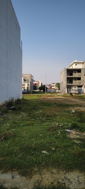  Plot – Nearby View at Wave Hitech City, Wave City - for Sale