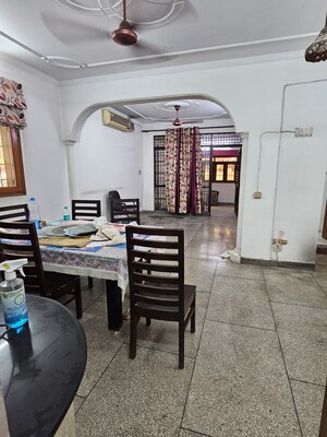 Room in 2 BHK Apartment at Sector 19 Dwarka – for Sale