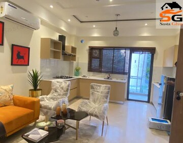 Team Area in 3 BHK Builder Floor at Sector 11 – for Rent