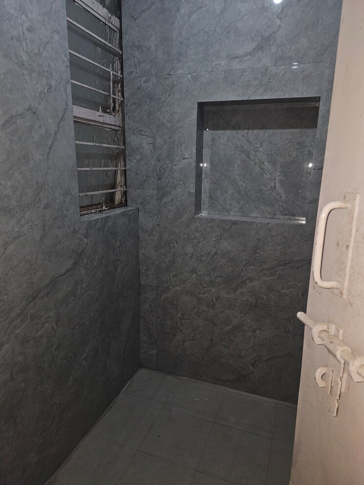 Attached Bathroom, sector 9 dwarka 3 Bedroom 1500 Sq.Ft. Apartment In Sector 9 Dwarka Delhi 9102261