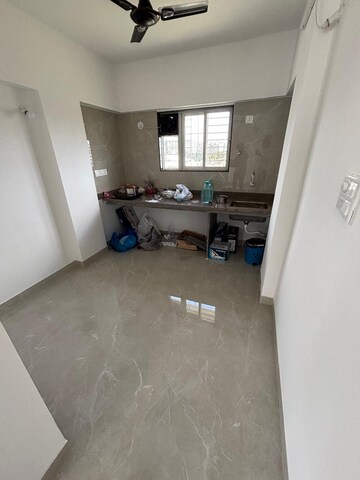 Room in 1 BHK Apartment at Rahul Atul Nagar CHS, Warje – for Rent