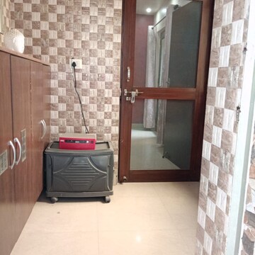 Bathroom in 2 BHK Builder Floor at Mahavir Enclave 1 – for Rent