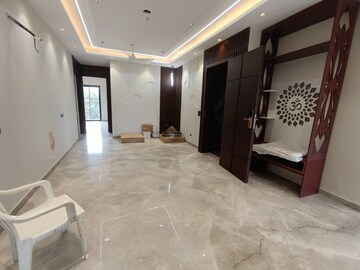 Parking in 3.5 BHK Builder Floor at Anant Raj Ashok Estate, Sector 63a – for Sale