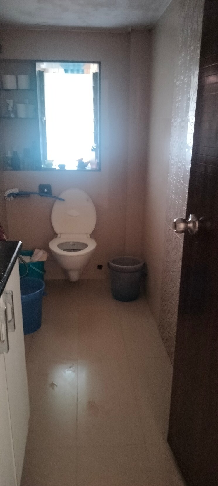 Bathroom, greenfields-chs 1 Bedroom 500 Sq.Ft. Apartment In Andheri West Mumbai 9102299
